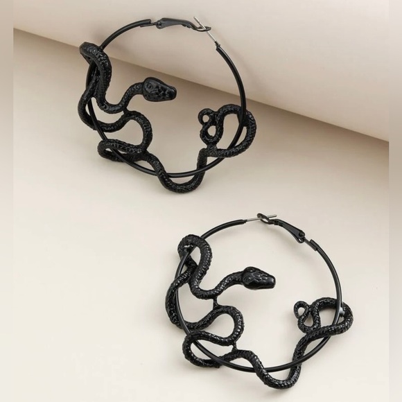 “Auryn” Black Snake Ouroboros Neverending Story Medusa Endless Knot Witchy Hoops - Picture 11 of 16